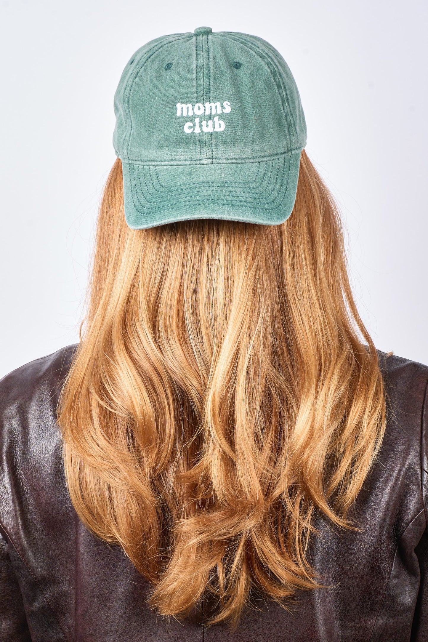 Sui Ava Cap Moms Club