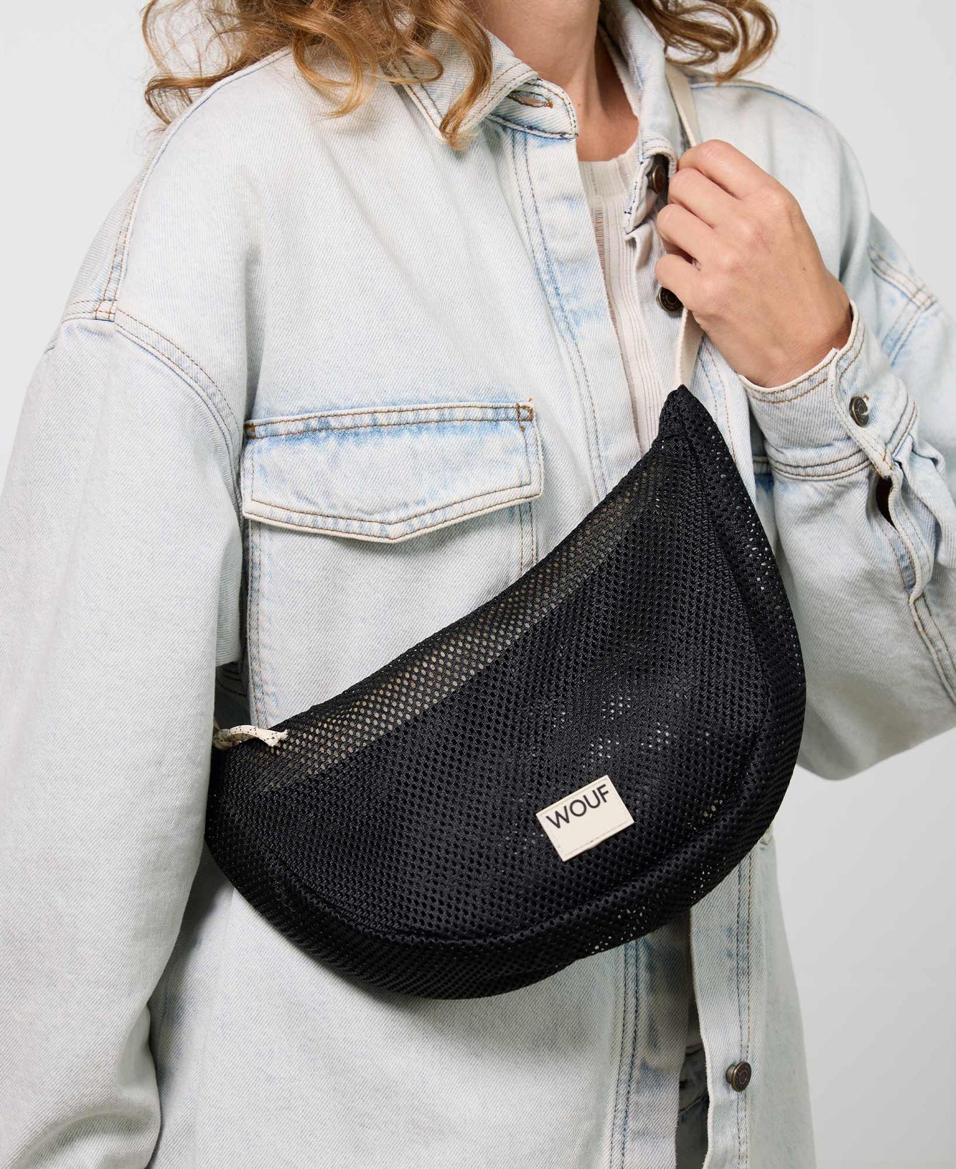 WOUF onyx Mesh Crossbody Bag