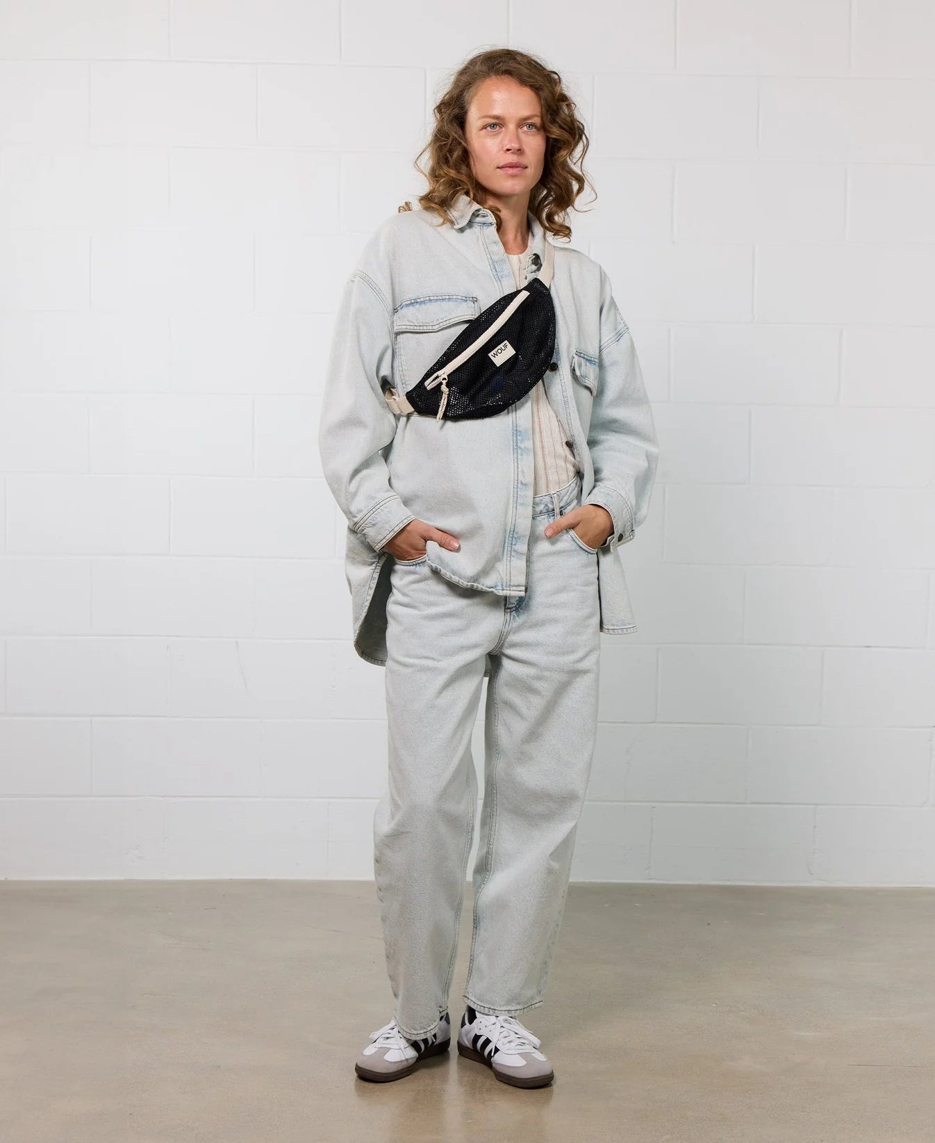 WOUF onyx Mesh Waist Bag
