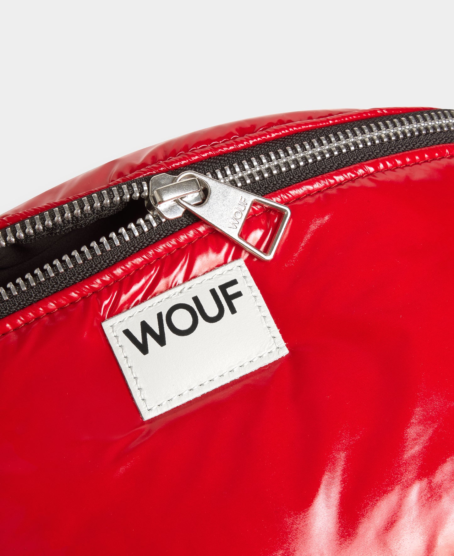 WOUF Glossy Cherry Waist Bag rot
