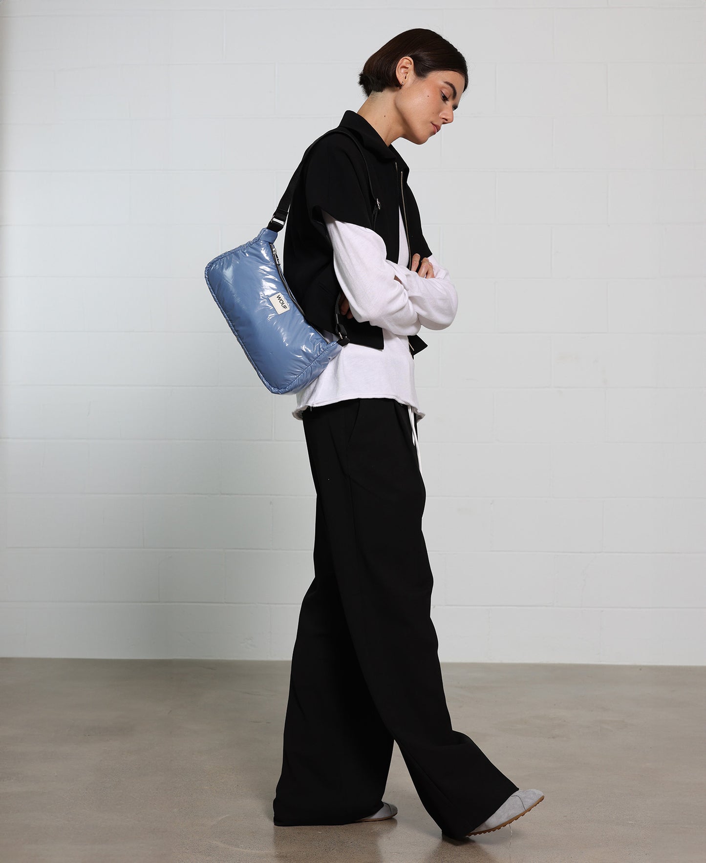 WOUF Glossy Royal Shoulder Bag Blau