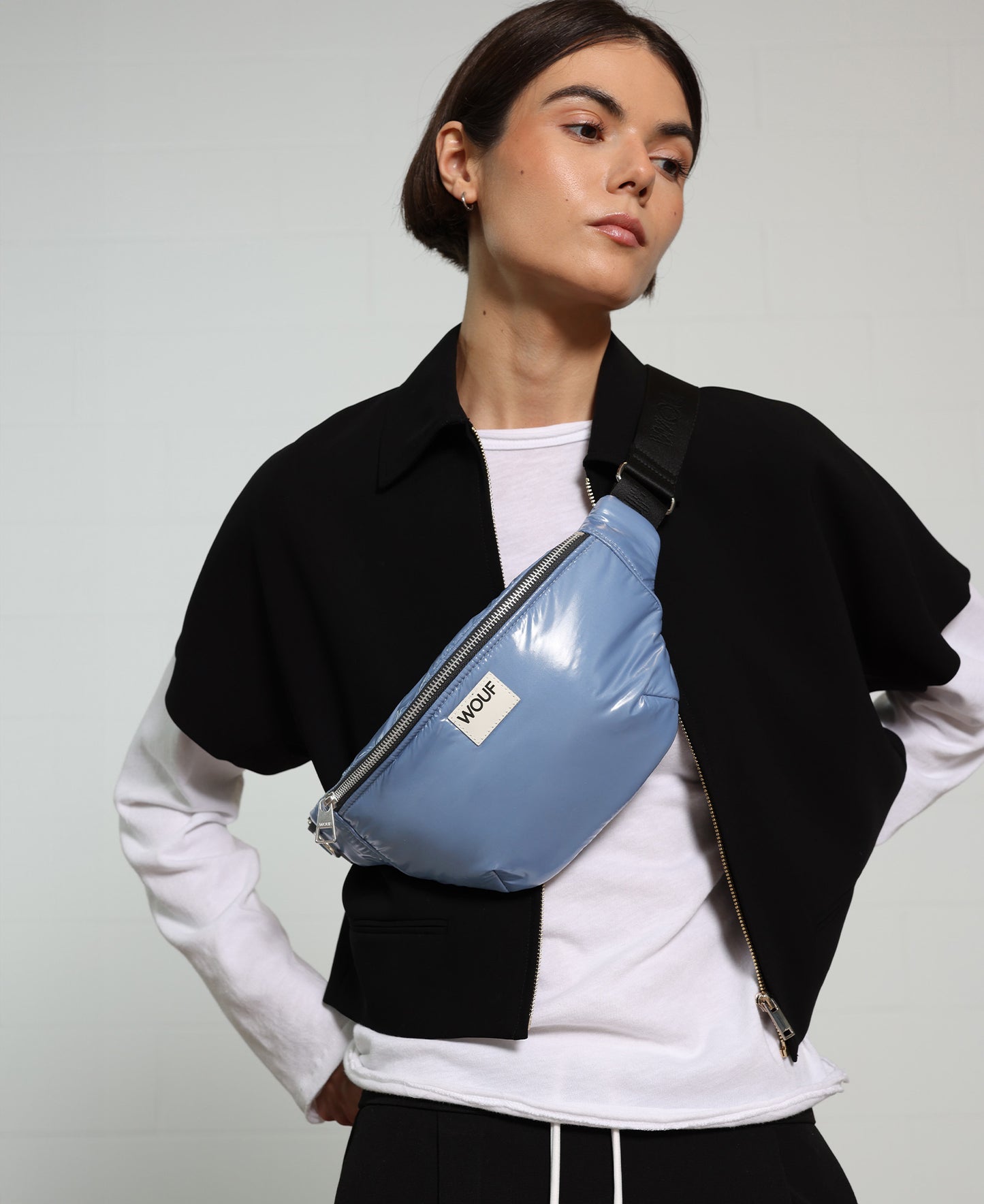 WOUF Glossy Royal Waist Bag Blau