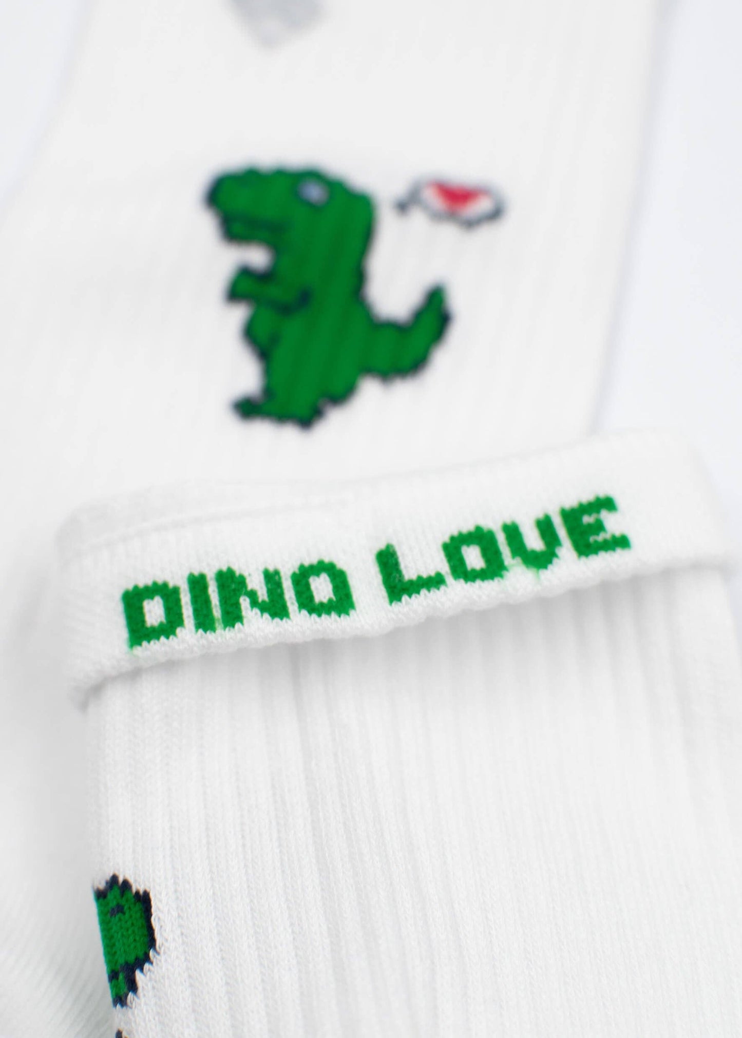Dino Love - Tennis Socken von J. Clay