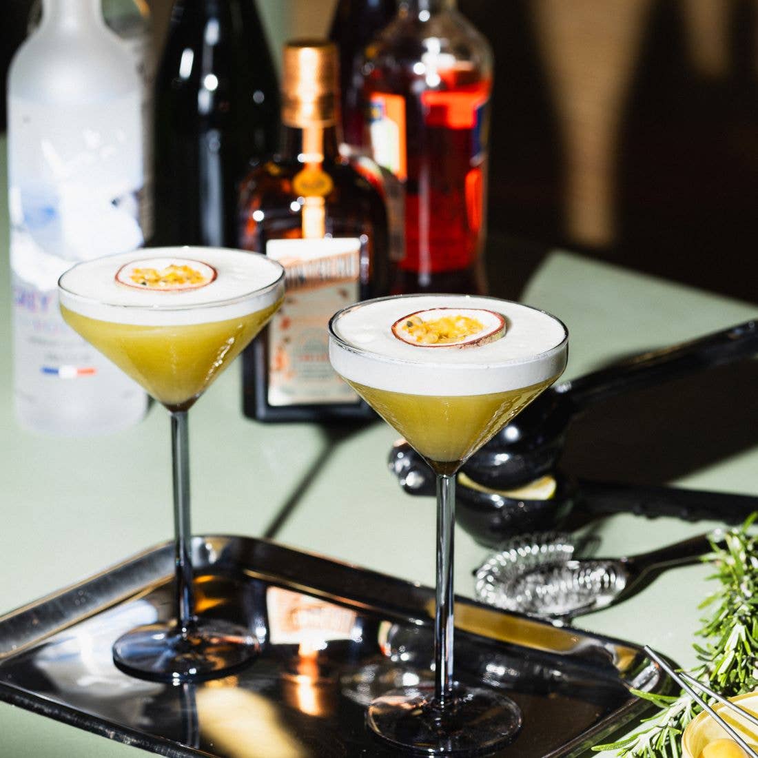 Cocktailglas Claude | 2er-Set | grau | Martinigläser Brut Homeware