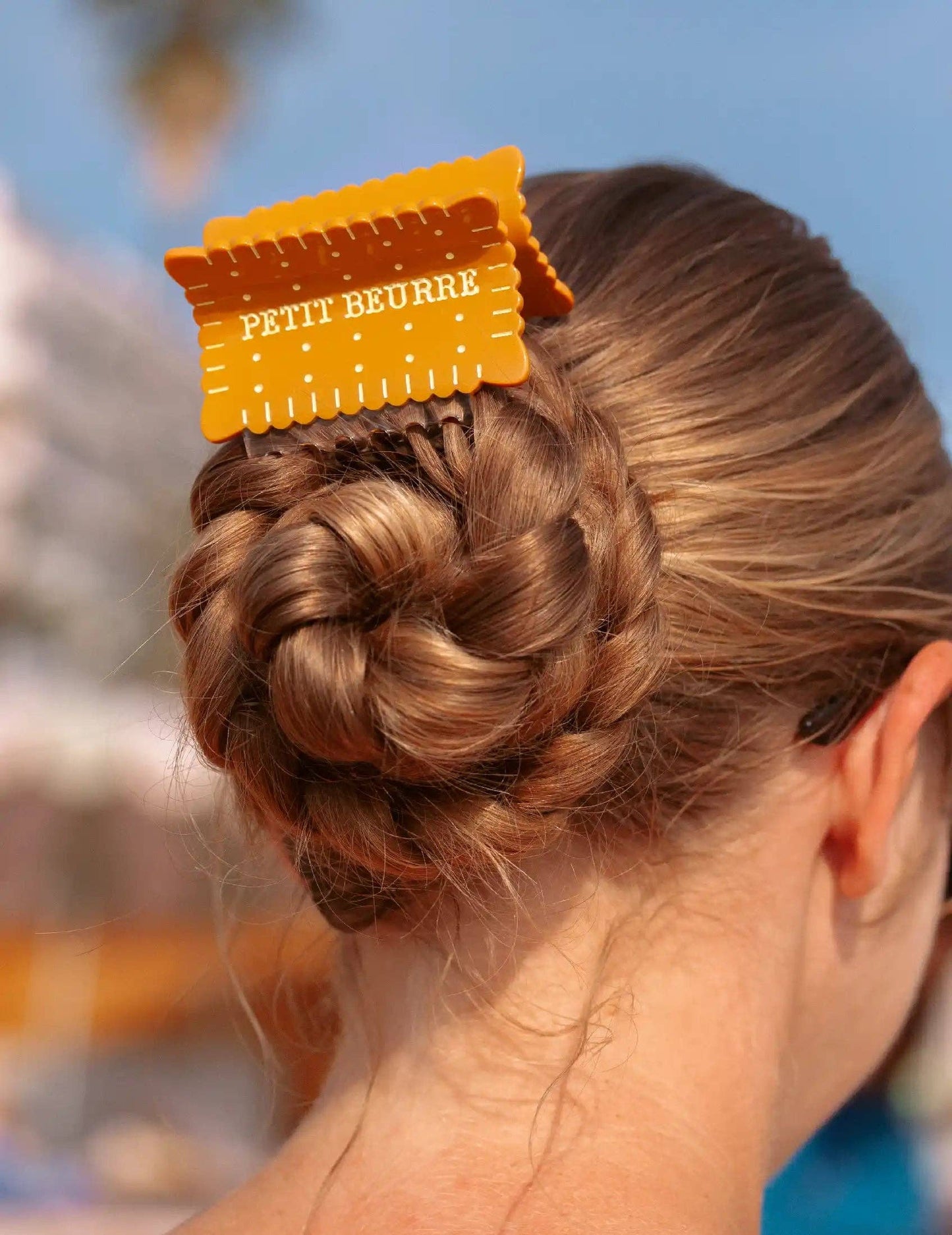 Petit beurre Butterkeks Hair-Clip von Joanna Behar