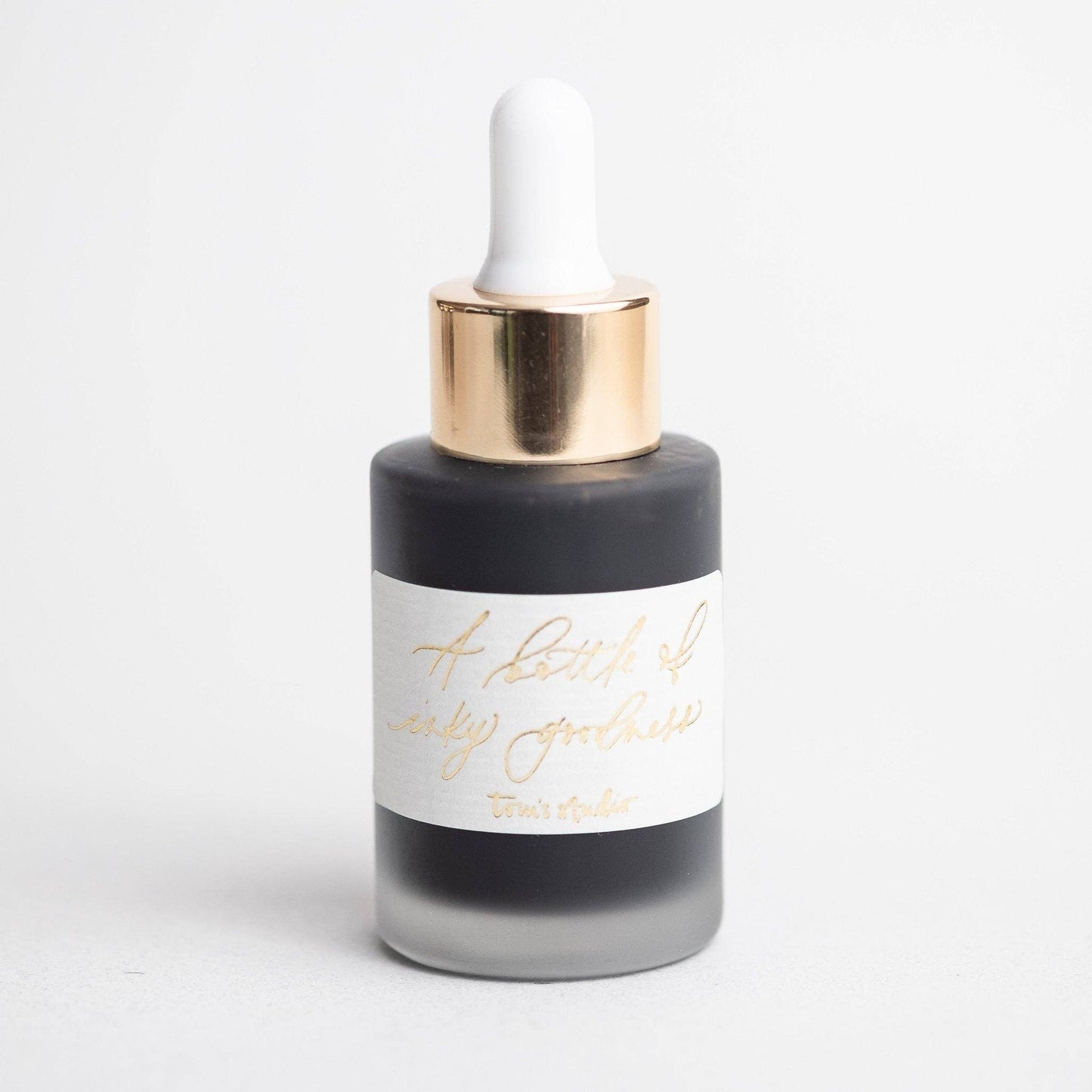 Jet Black – Kalligraphie-Tinte von Tom's Studio