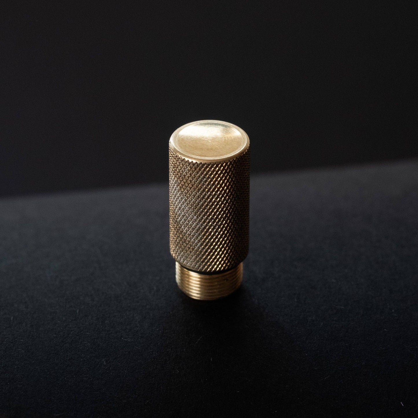 Tom's Studio Lumos Brass: Sonderausgabe