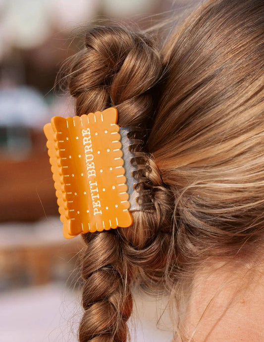 Petit beurre Butterkeks Hair-Clip von Joanna Behar