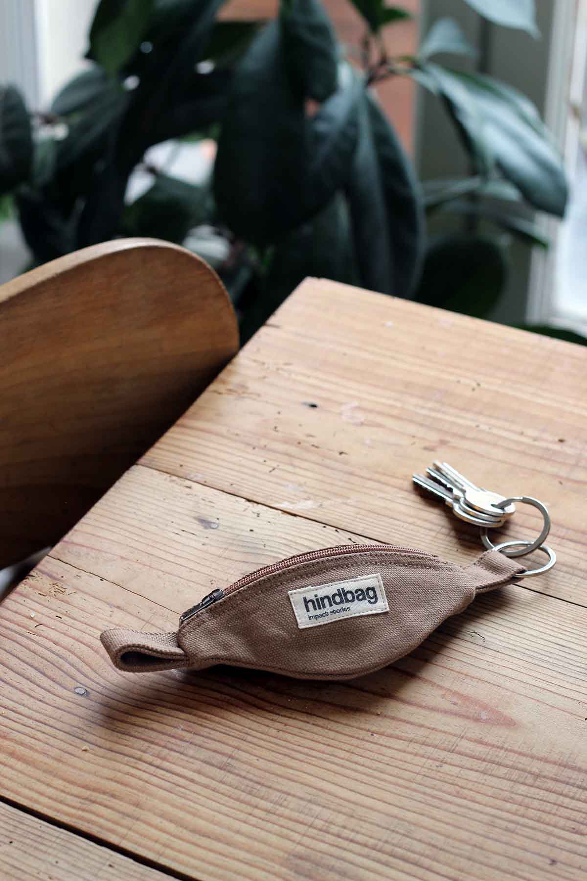 Hindbag - Bananen-Schlüsselanhänger Côme Cannelle