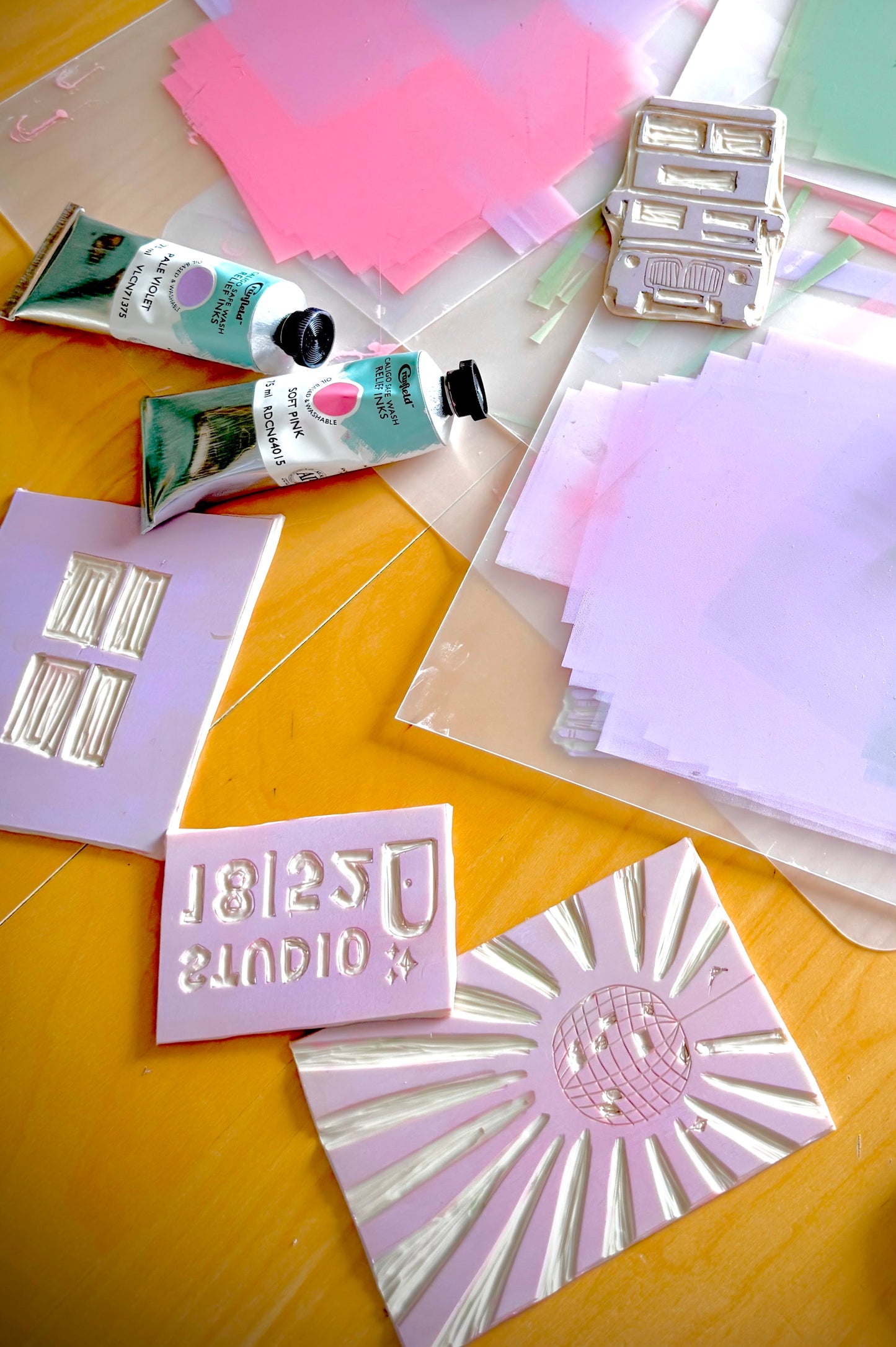 Workshop Linoleum Miniatures (Basics) mit Ricki @STUDIO1852_ 5.9.2026 von 14.30-17.30 Uhr