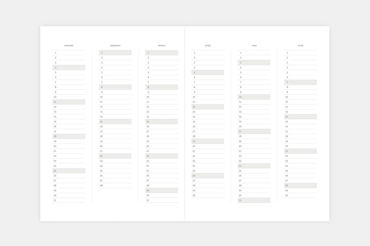 Klassischer Kalender 2026 A5 verschiedene Farben - Papierniczeni
