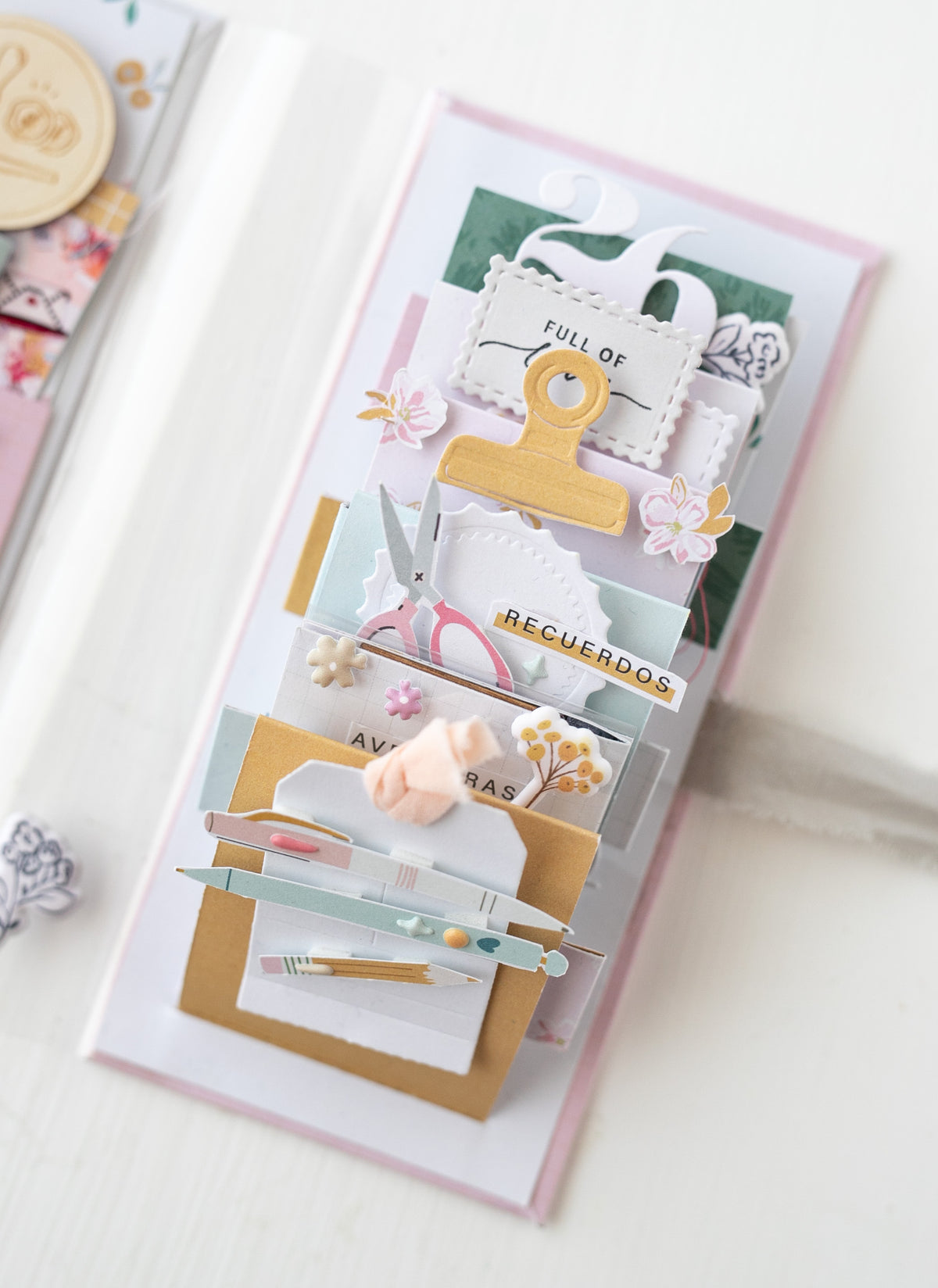 Workshop Scrapbooking „Album mit Tabs“ mit Steffi @steffiried 24.4.2027 10.30-13.30 Uhr