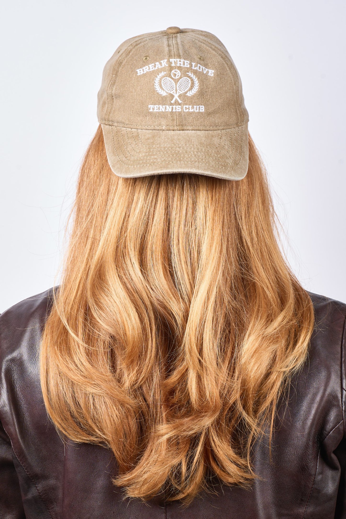 Washed Cap Tennis Club von Sui Ava