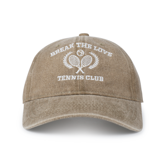 Washed Cap Tennis Club von Sui Ava