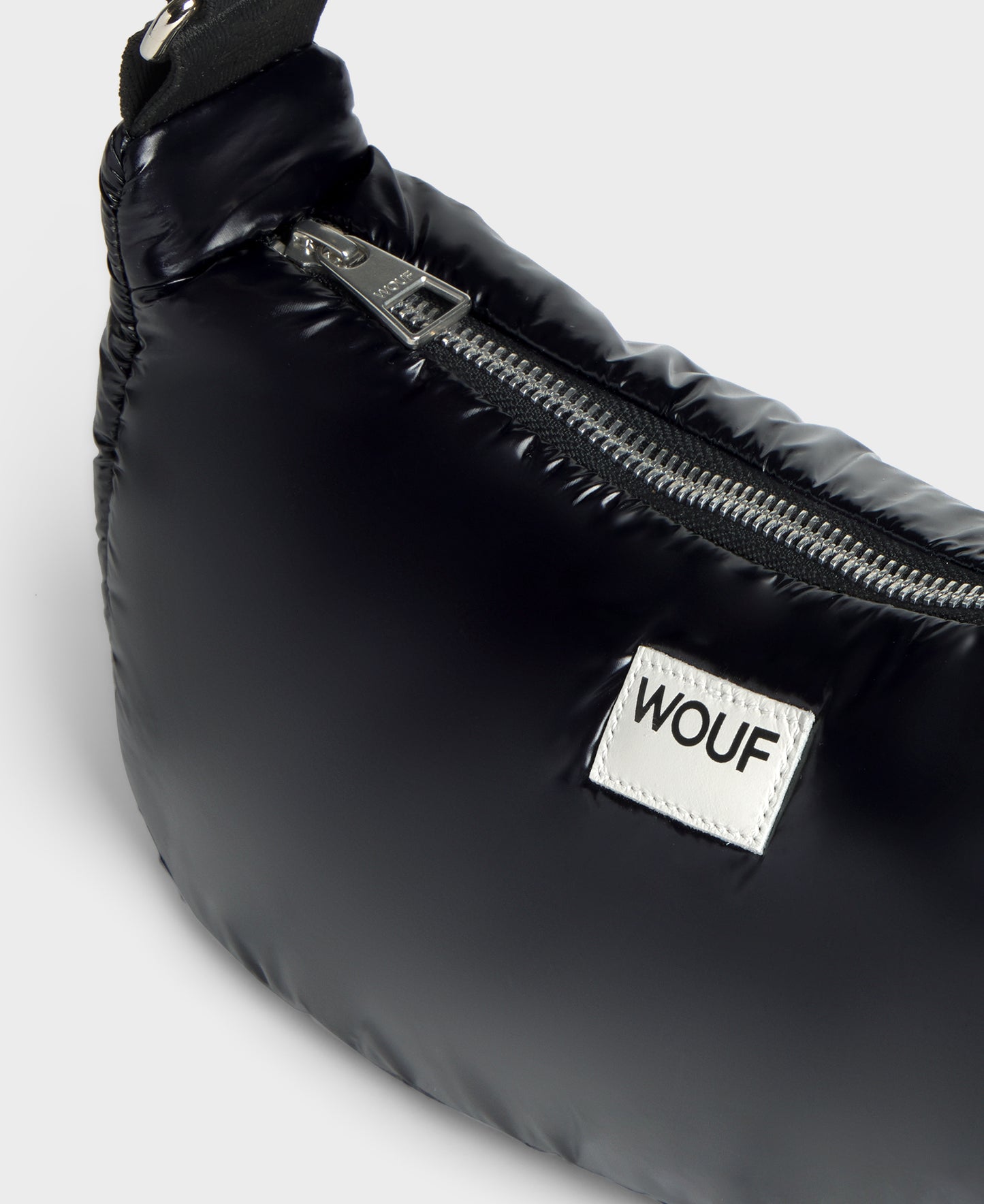 WOUF Glossy Nuit Shoulder Bag schwarz