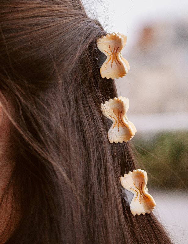 Farfalle-Nudel Mini-Hair-Clip von Joanna Behar