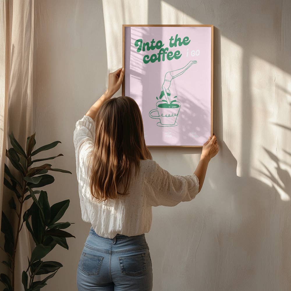 Pictufy - Rosa Kaffee-Taucher Kunstdruck – Pop-Grafik