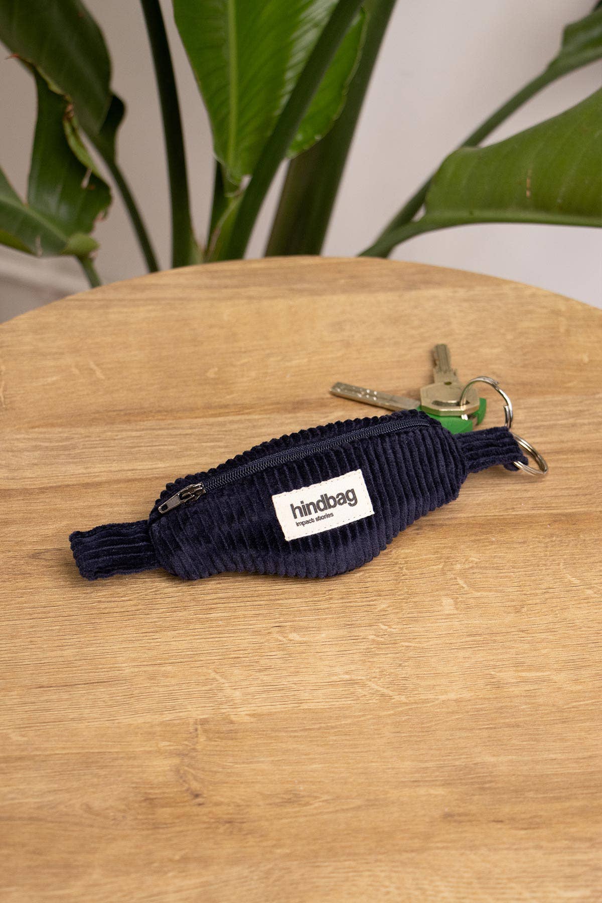 Hindbag - Bananen-Schlüsselanhänger Côme Samt Marine
