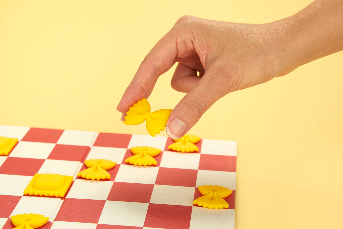 Brettspiel Checkeroli - Balvi