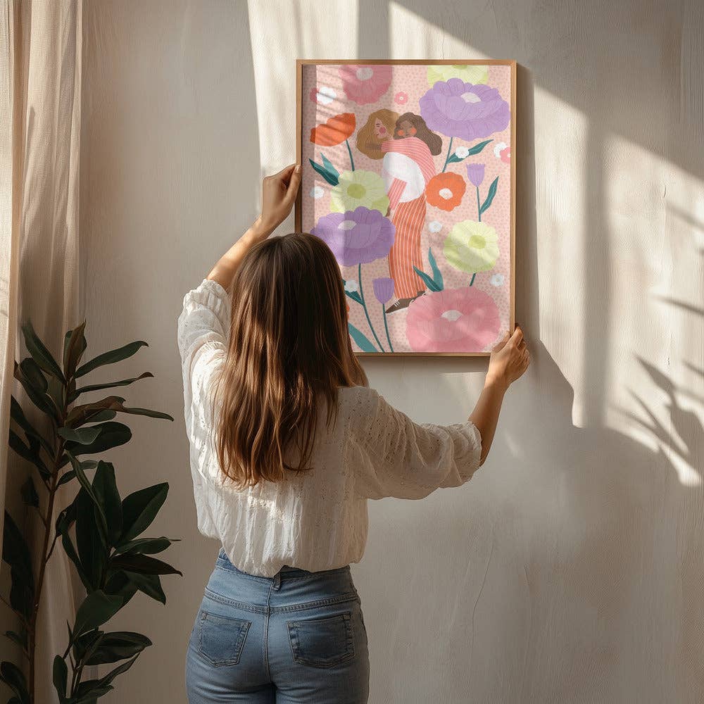 Pictufy - Kunstdruck: Zwei Frauen in floraler Umarmung – Malerisch